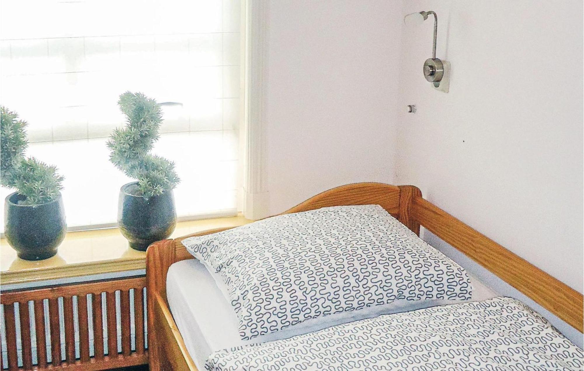 Pet Friendly Apartment In Paesens With Wifi Екстериор снимка